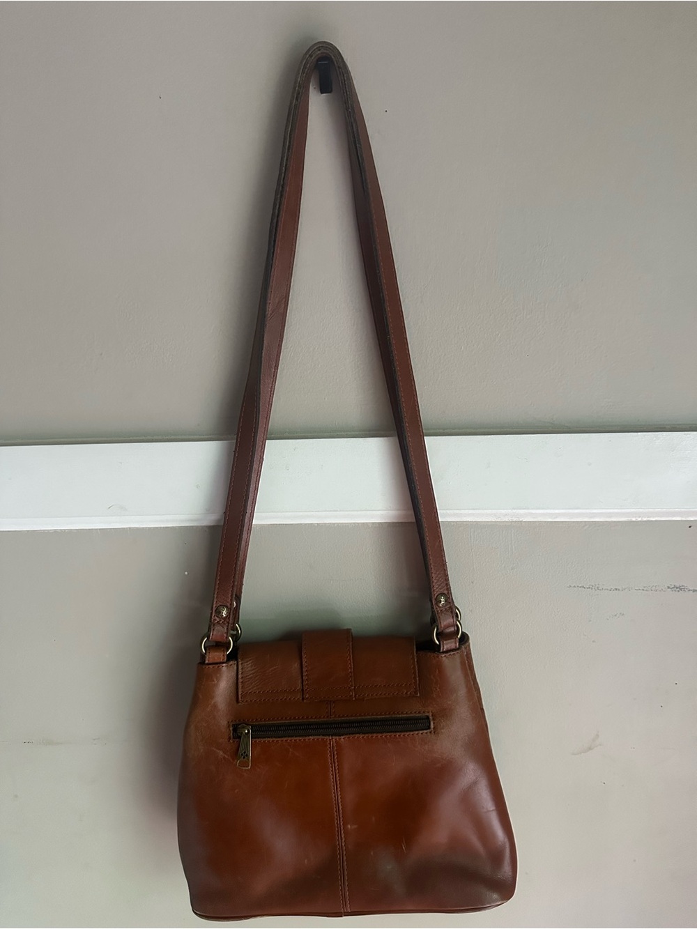 Patricia Nash Embossed Tan Leather Shoulder Bag with Gold Accent - Picture 2 of 5